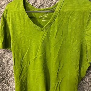 Universal thread green short sleeve top